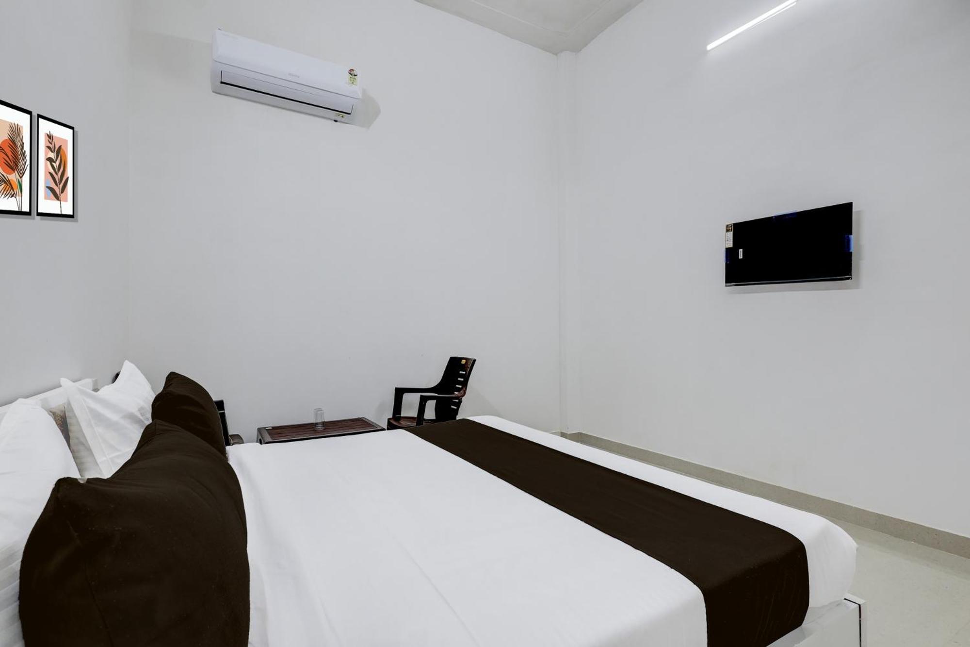 Hotel O Ks Residency Pataudi Kültér fotó