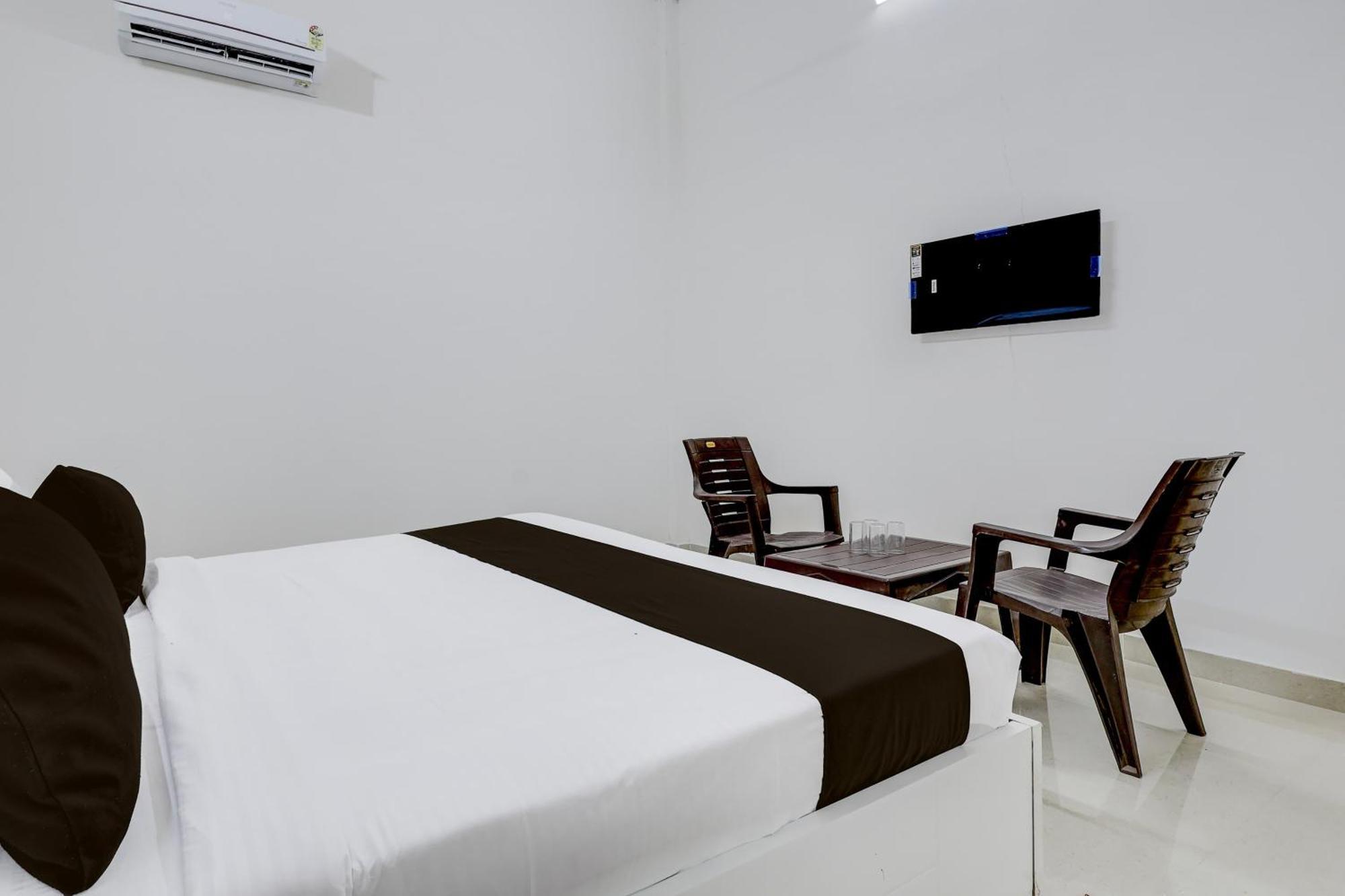 Hotel O Ks Residency Pataudi Kültér fotó